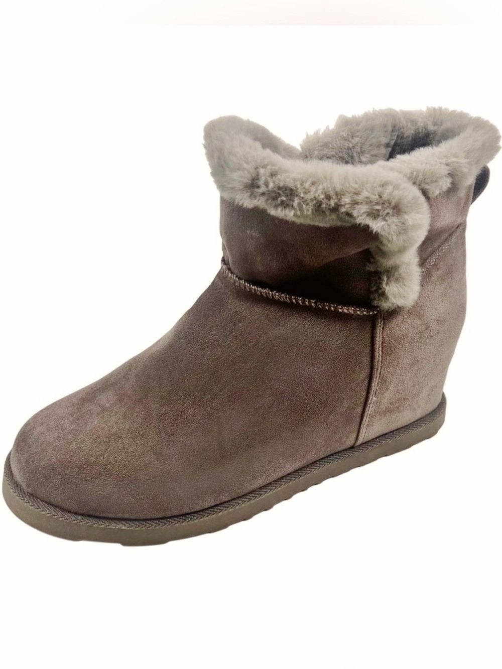 Cushionaire Kenzie Taupe Gray Faux Suede Fur Lined Ankle Boots Sz 9